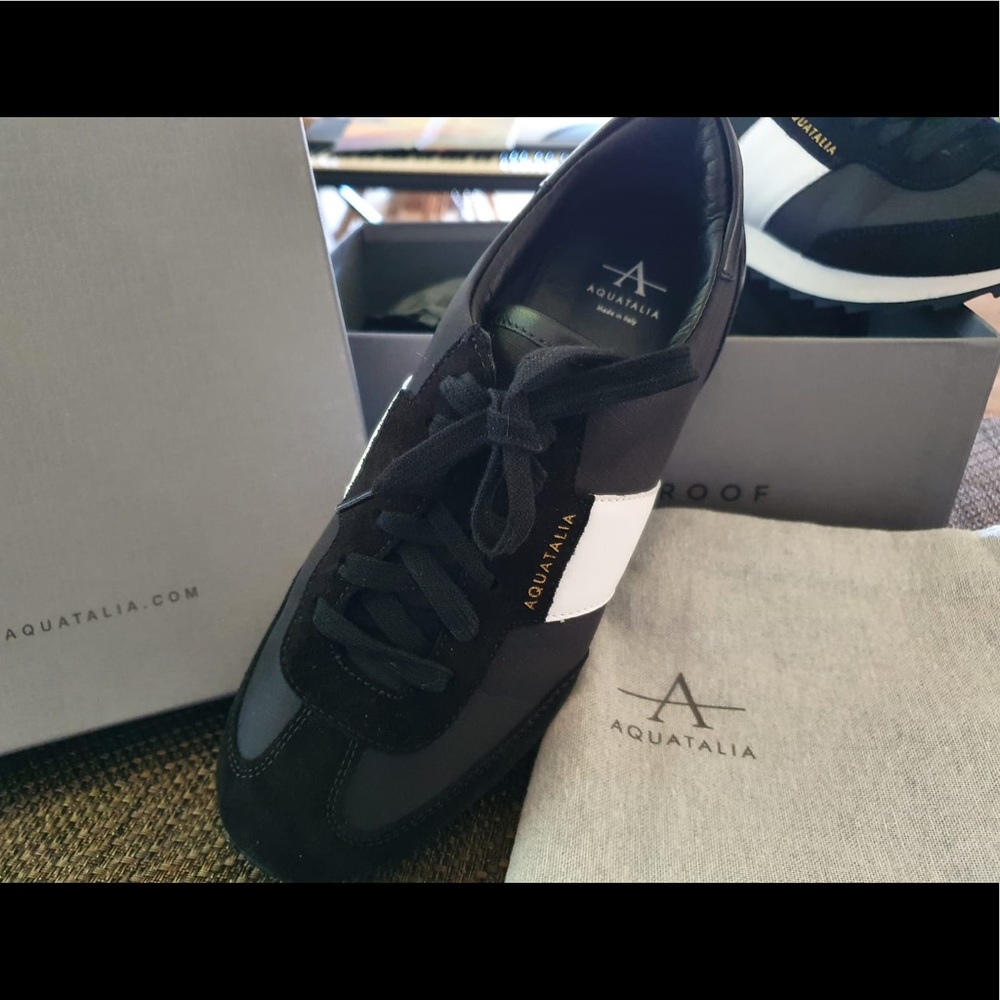 AQUATALIA  Dylan sneaker suede black/white NWOT